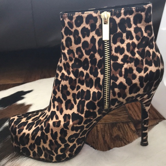 Leopard print tall bootie - Picture 5 of 5